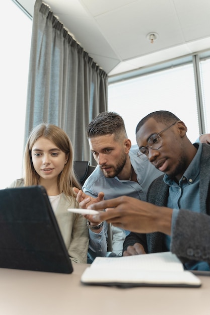 NeuralPathのサービス